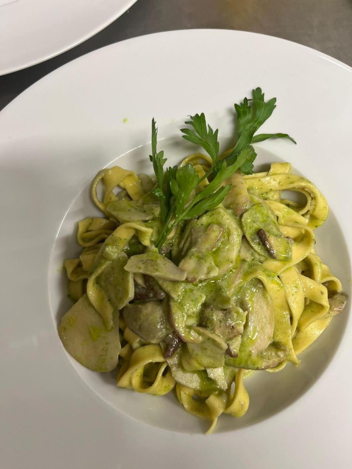 Tornolo Albergo Ristorante Plaza מראה חיצוני תמונה